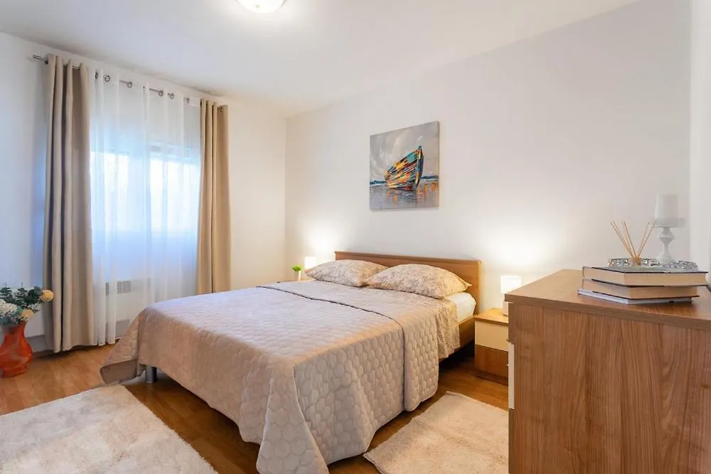דירות טרוגיר Apartman Maria, Ciovo קרואטיה